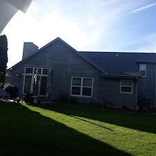 Another-happy-customer-on-their-Cedar-siding-painting-transformation 0